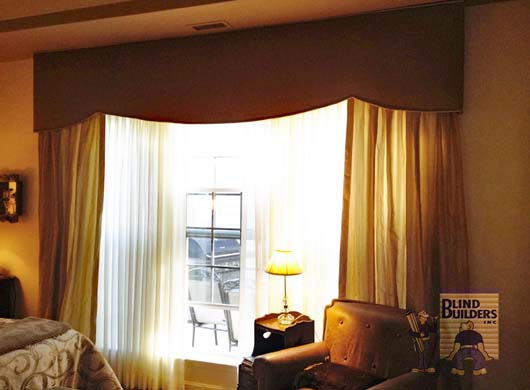 Custom Cornice with Sheer Draperies in Living Room